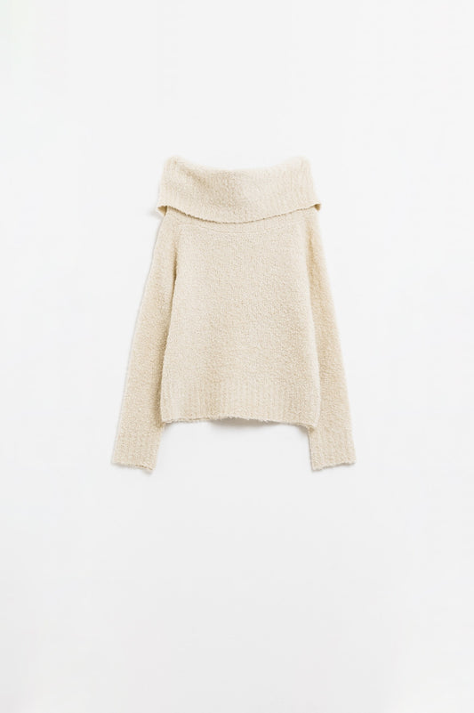 Q2 knitted fluffy boat neck sweater in cream