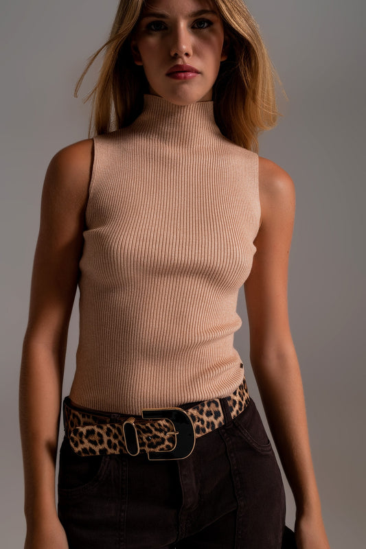Q2 Knitted high neck top in pink