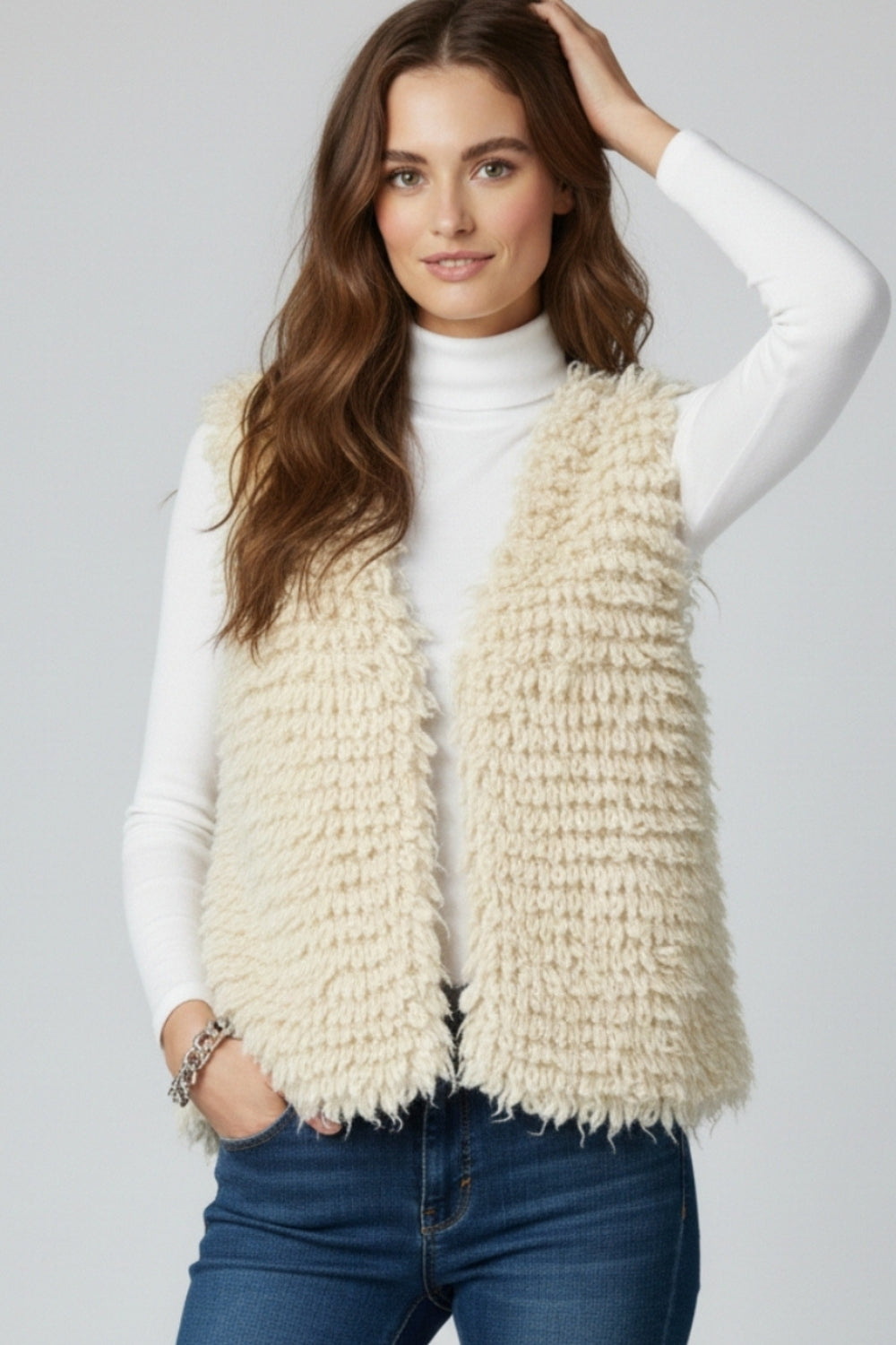 Luxe vest met witte langharige textuur