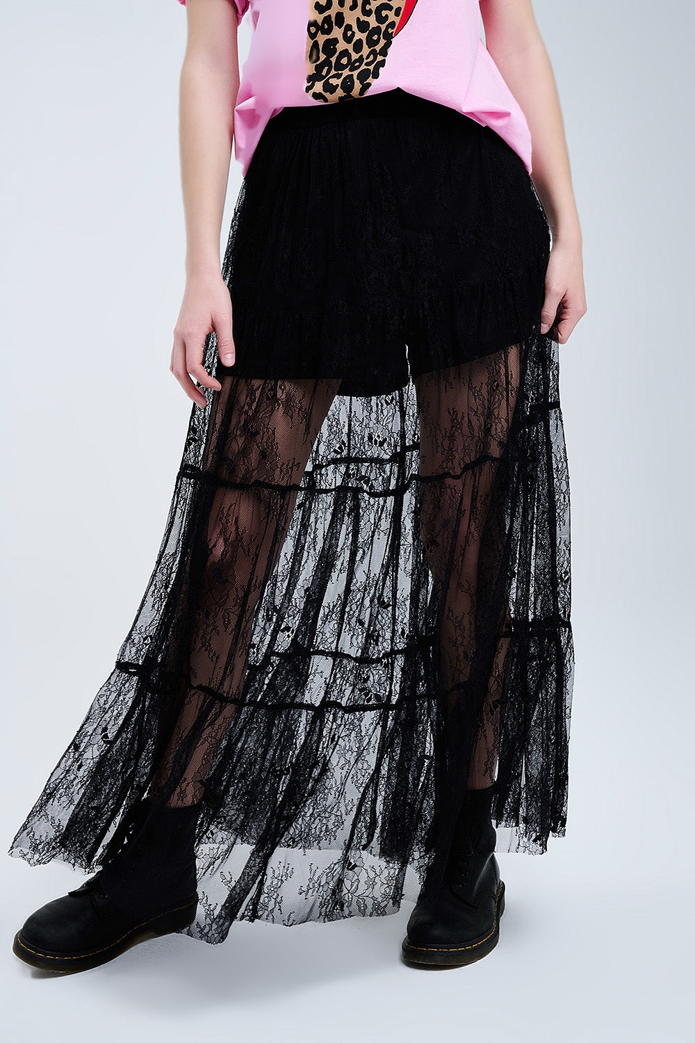 Q2 Maxi Black Lace Skirt with Floral Print