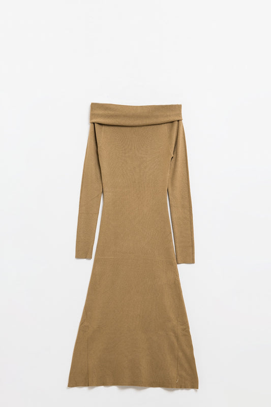 Q2 Maxi Knitted wide Bardot Dress in camel