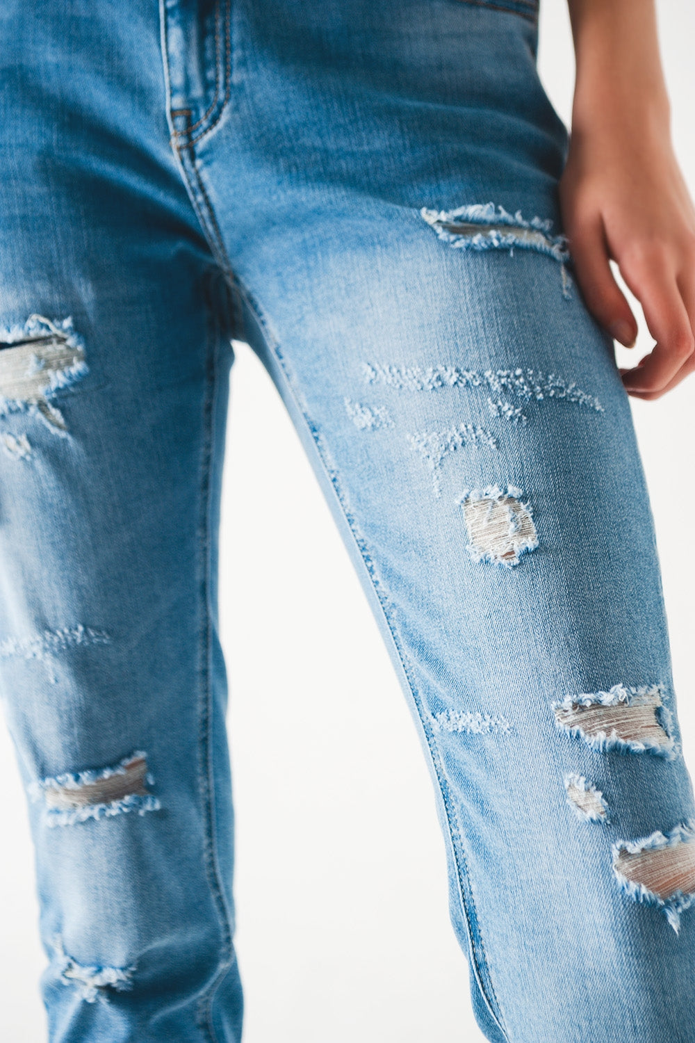 Mid blue rip straight jeans