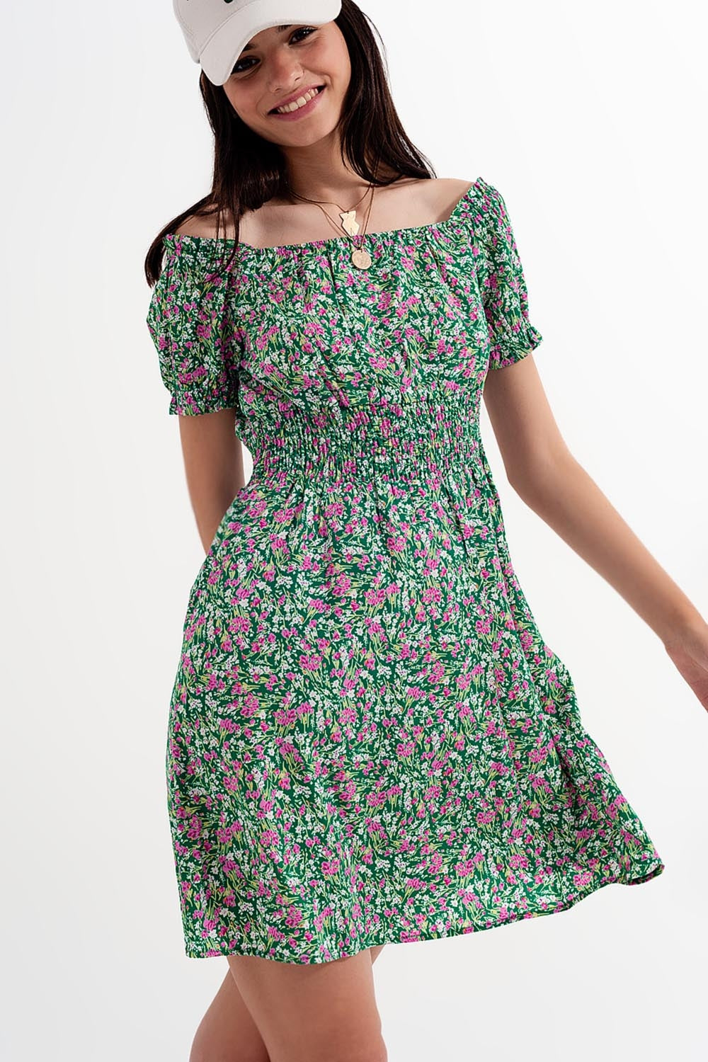 Mini-jurk met gerimpeld detail in groene, fijne bloemenprint