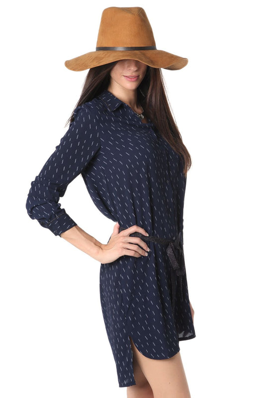 Q2 Navy blue 3/4 length fleck shirt with belt