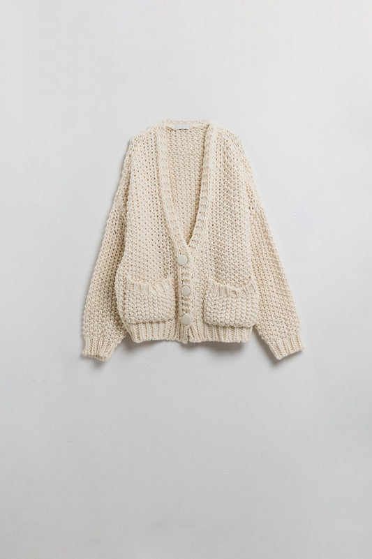 Q2 Oversized beige chunky knit jacket with pockets
