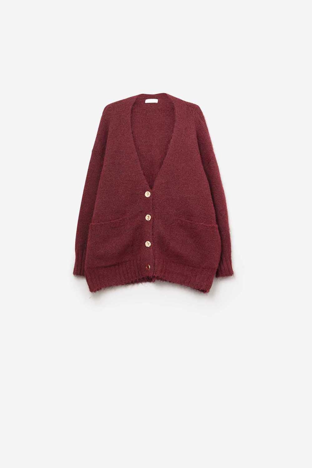 Oversized Cardigan in burgundy with gold buttons and pockets