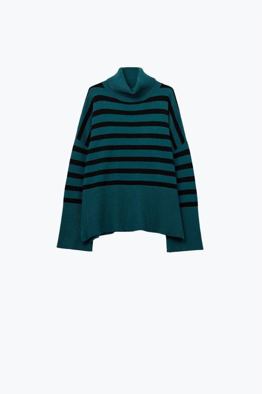 Q2 oversized turtleneck sweater with black stripes and splits on the side