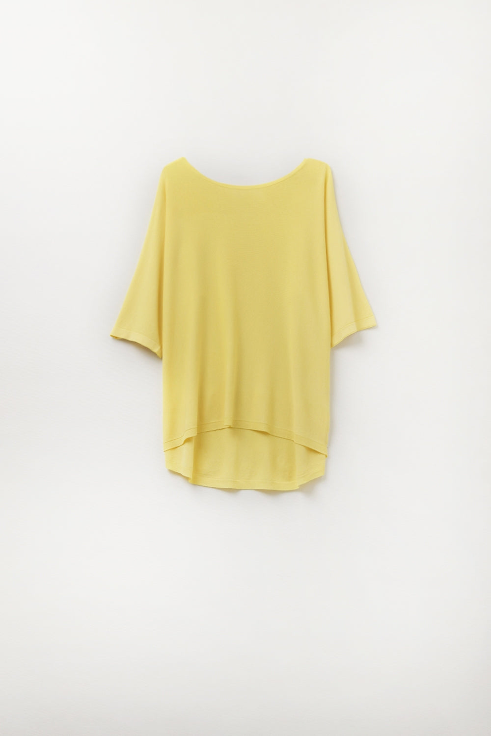 Oversized Yellow Sweater with Elbow-Length Sleeves