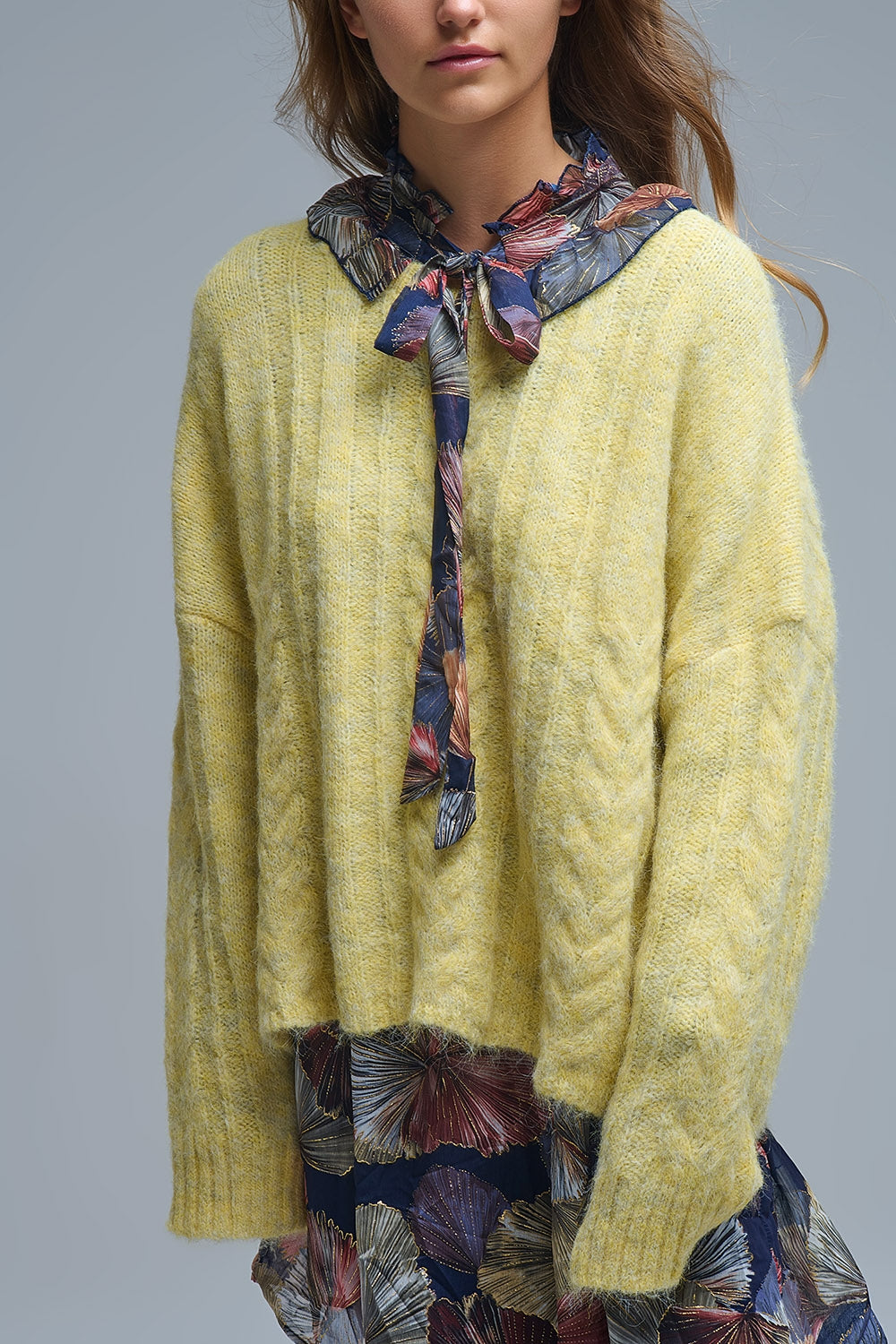 Crew Neck thin cable knit sweater in yellow