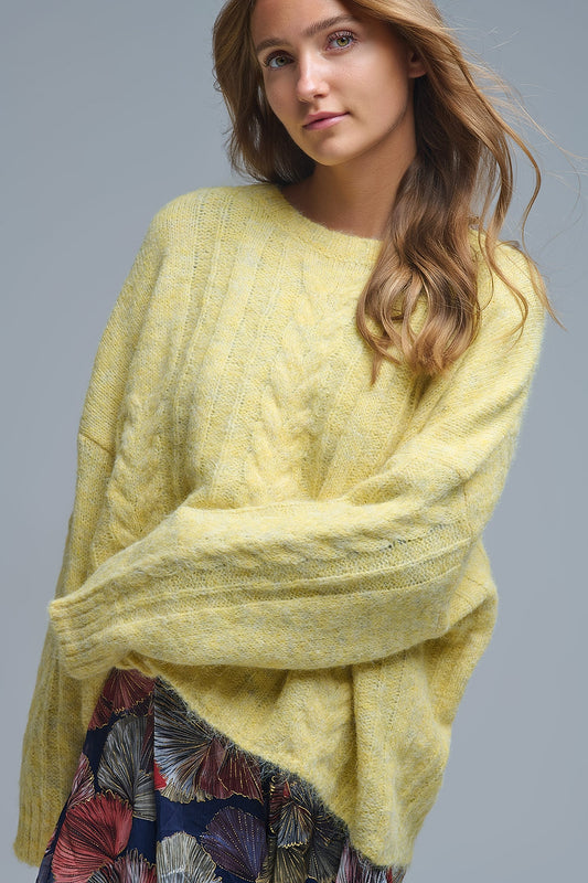 Q2 Crew Neck thin cable knit sweater in yellow