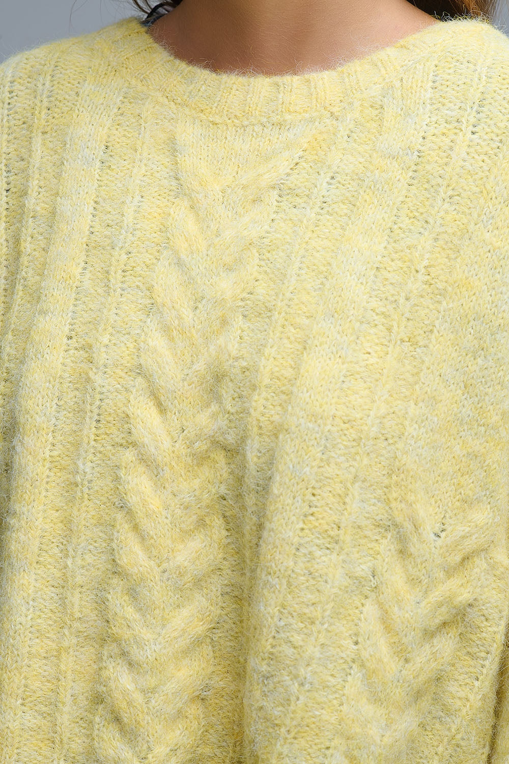Crew Neck thin cable knit sweater in yellow