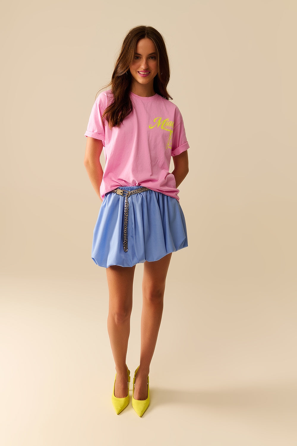 pink T-shirt with Miami logo print in yellow