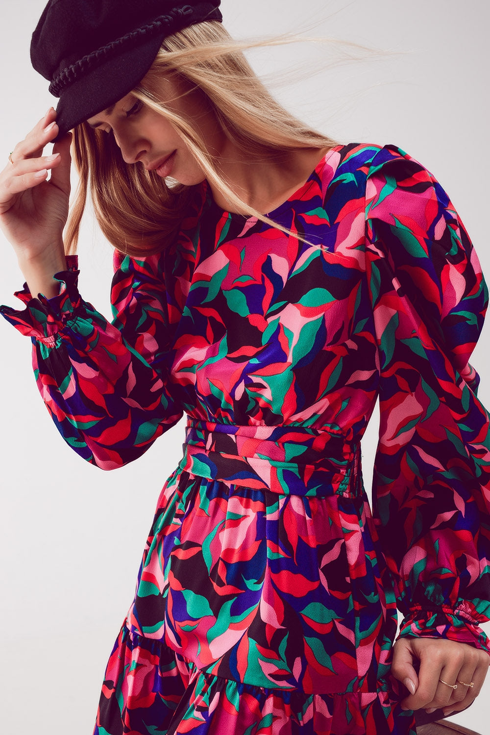 Puff sleeve mini dress in black