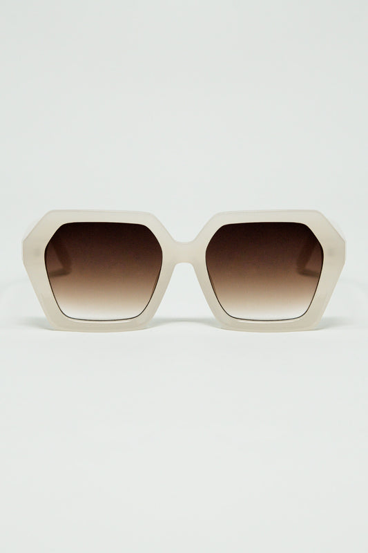Q2 Rectangular sunglasses in white translucent color