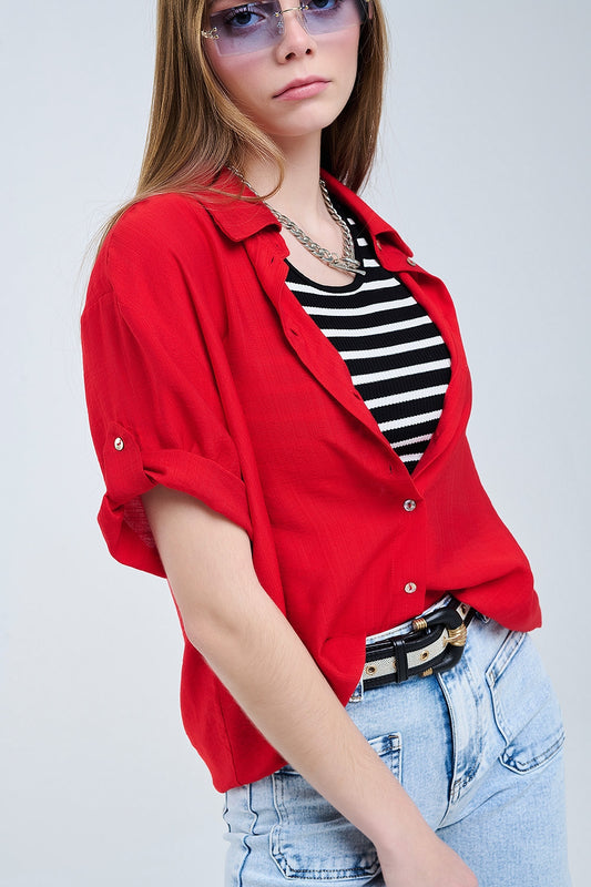 Q2 Red shirt with short sleeves and pleat on the sleeve