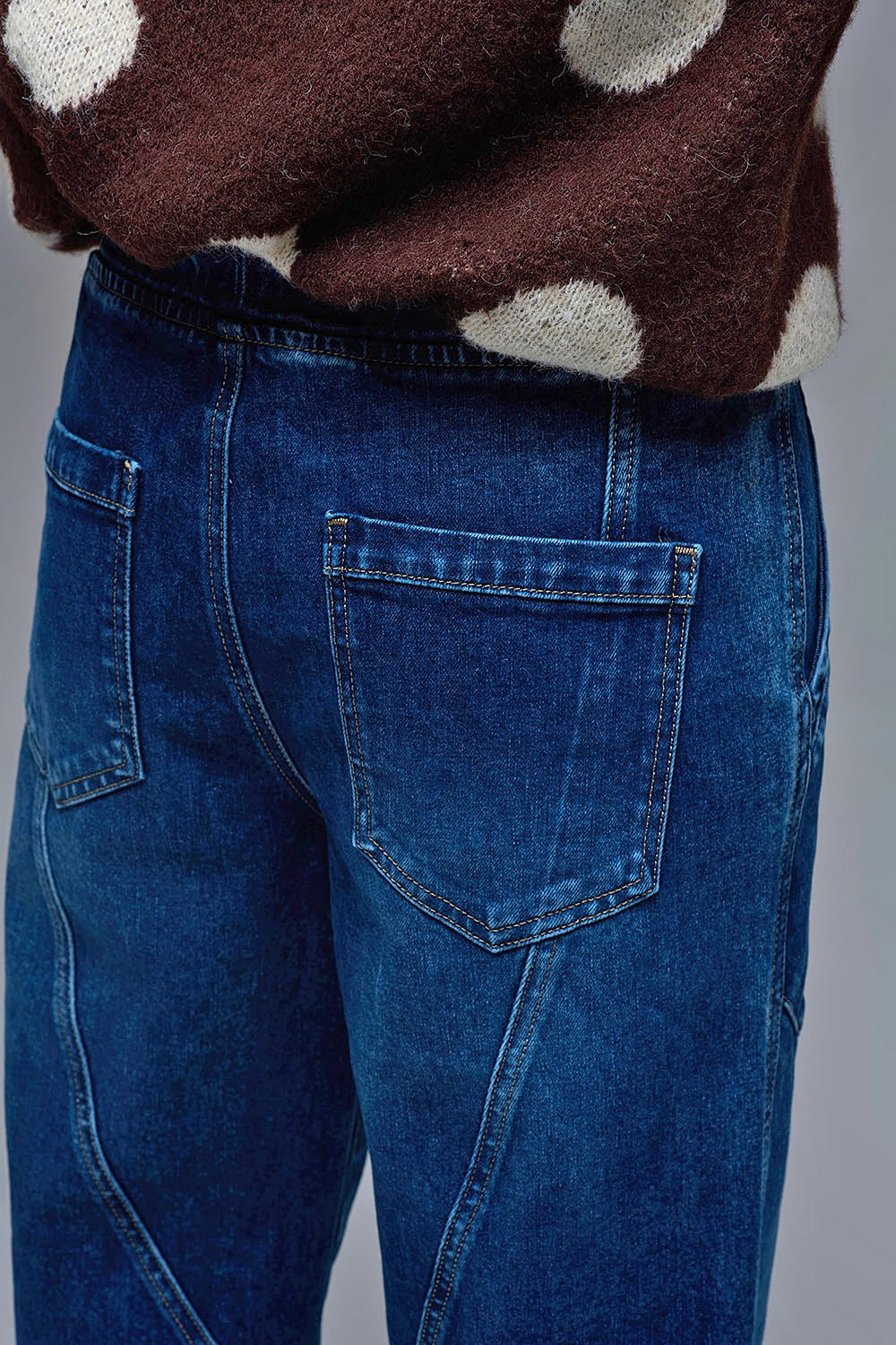 Relaxed Fit Denim Jogger jeans with Drawstring Waist