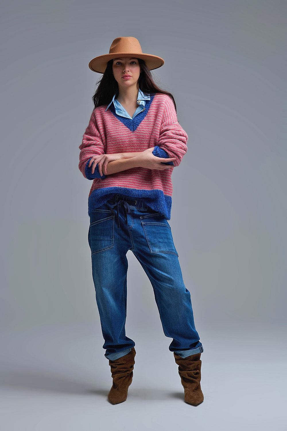 Relaxed fit Jeans with front pockets and a tie at the waist