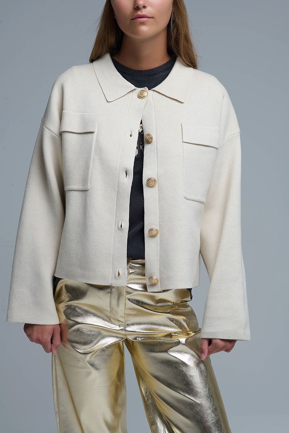 Q2 Relaxed Formal Knitted Cardigan With Chest Pockets in Beige