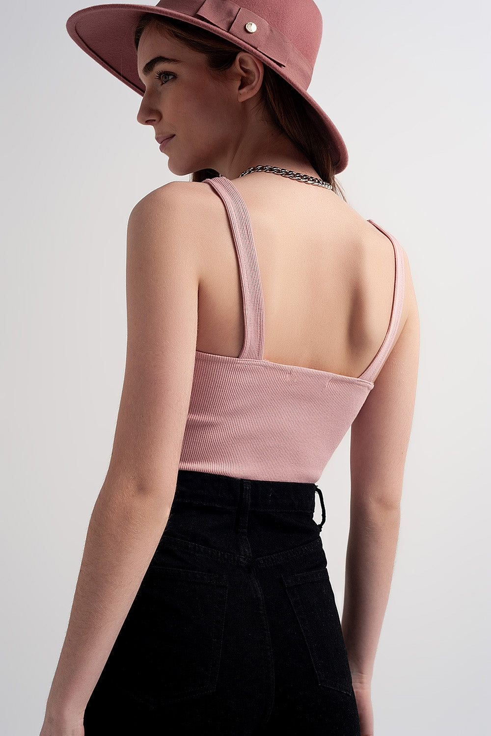 Top curto canelado em blush rosa