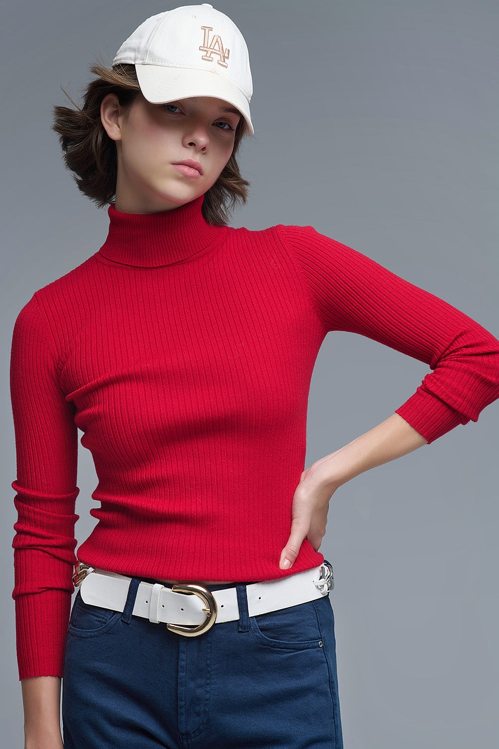 Q2 Rolled Turtle Neck Ribbed Sweater in Ruby Red