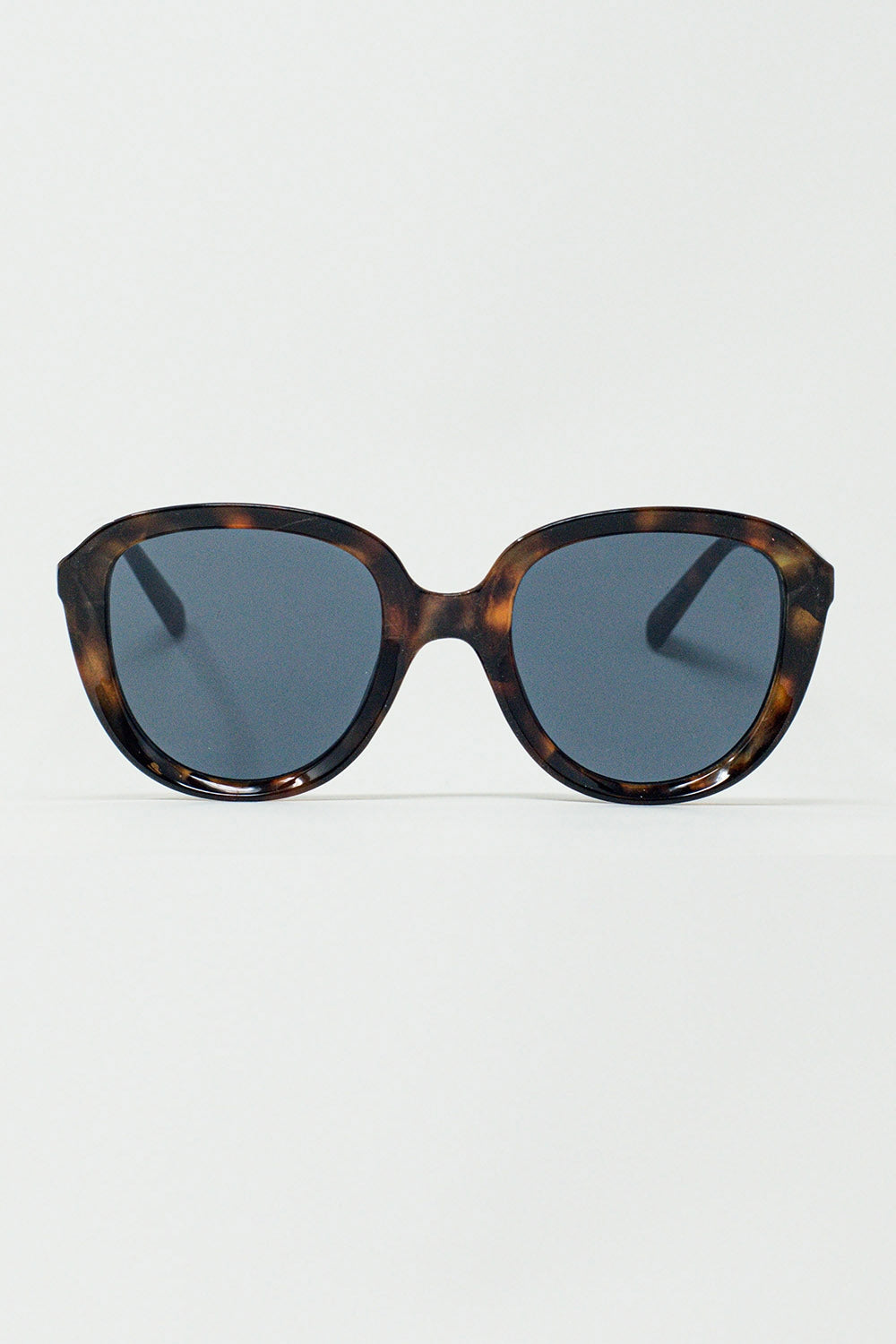Q2 Round Sunglasses In Dark Tortoise Shell