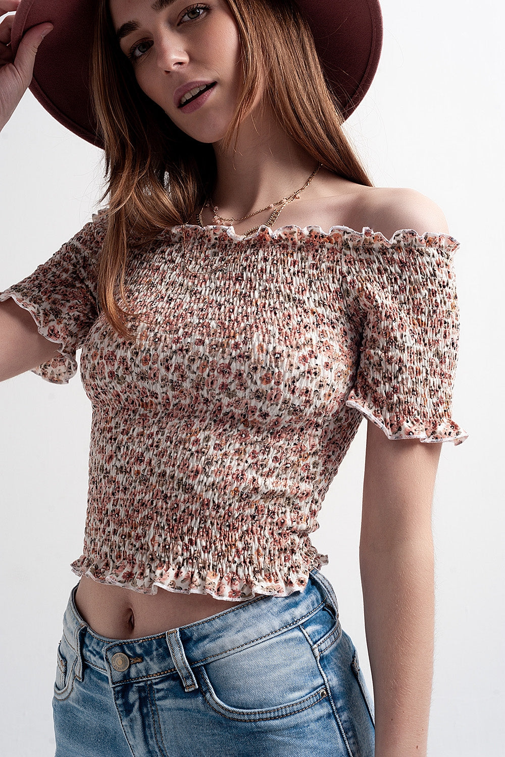 Blusa franzida com estampado floral rosa