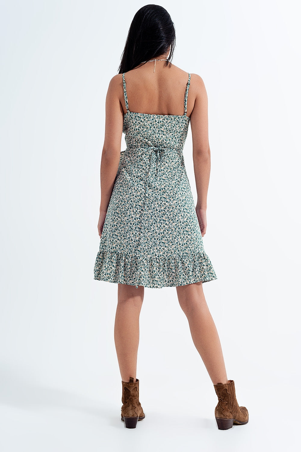 Wikkeljurk met ruches en groene bloemenprint