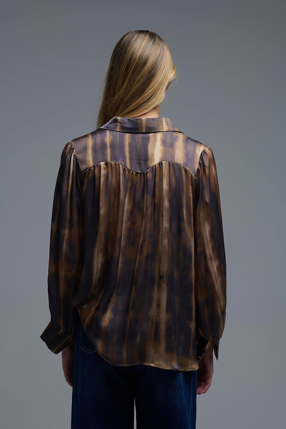 Satin Effect Tie-Dye Shirt with brown and camel Stripes