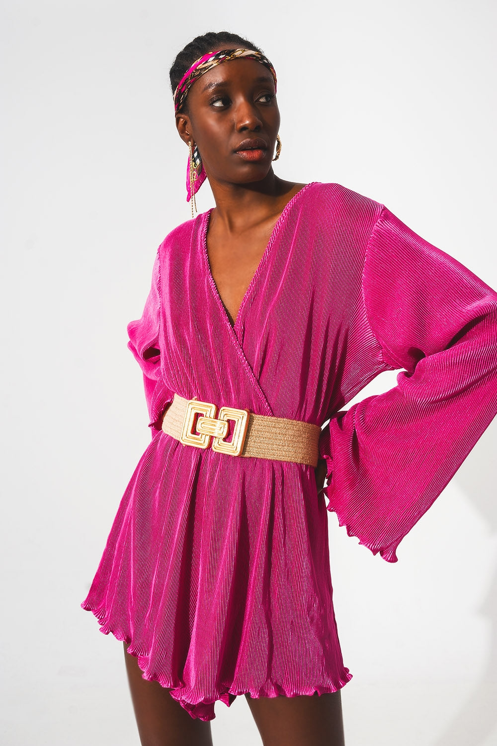 Satin wrap deatil pleated short jumpsuit in fuchsia