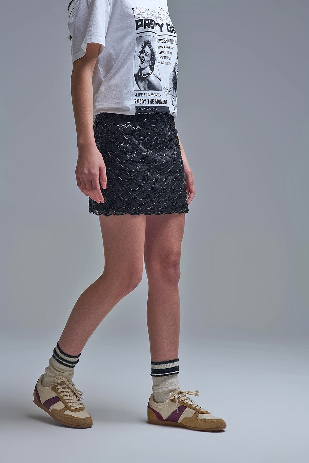 Scalloped Sequin Mini Skirt in Black