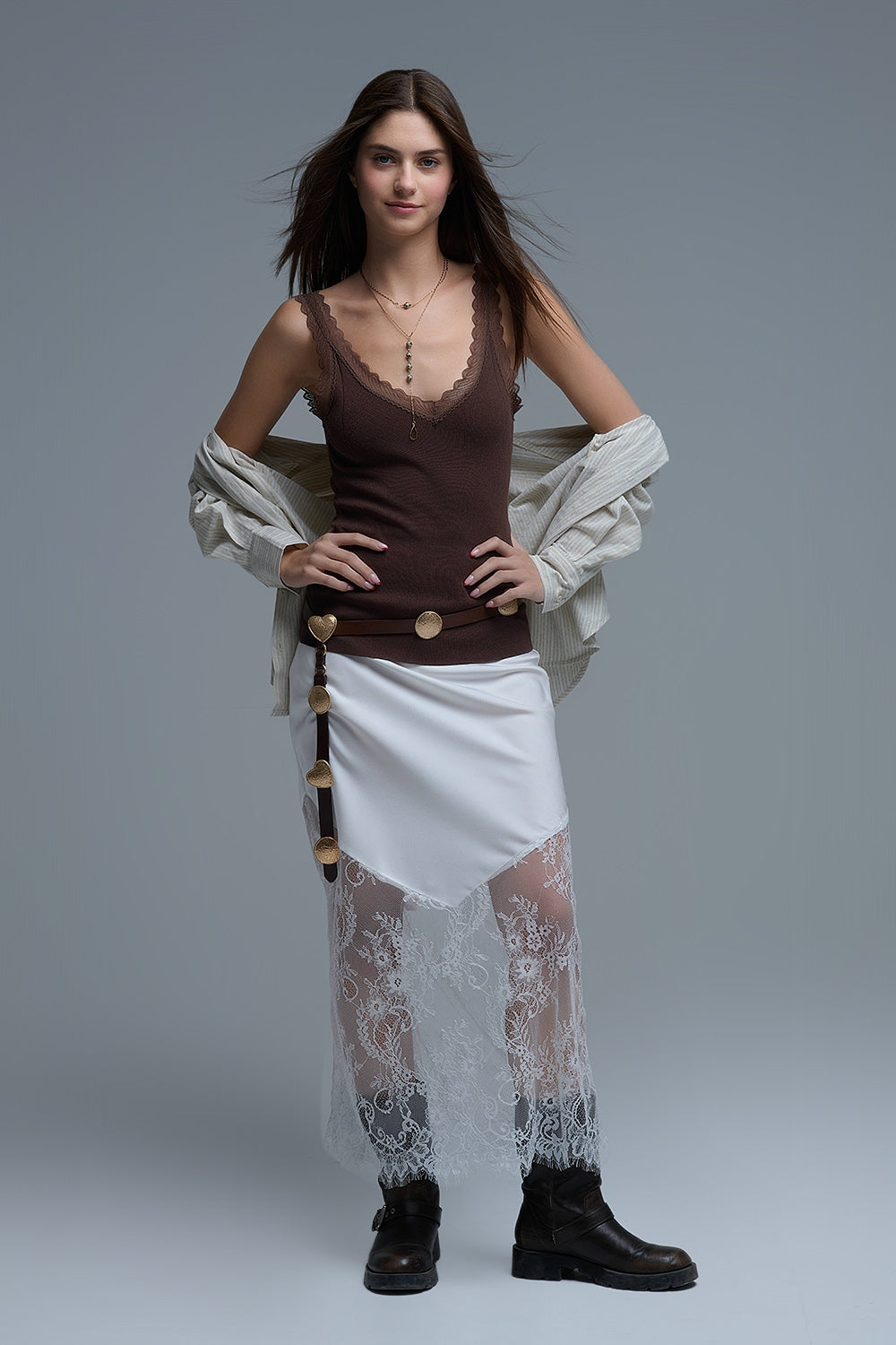 Tanktop met ronde hals en gebreide kanten rand in chocoladebruin