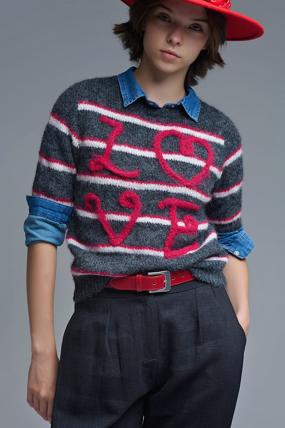 Q2 Short Sleeve Embroidered Love Sweater in Dark Grey