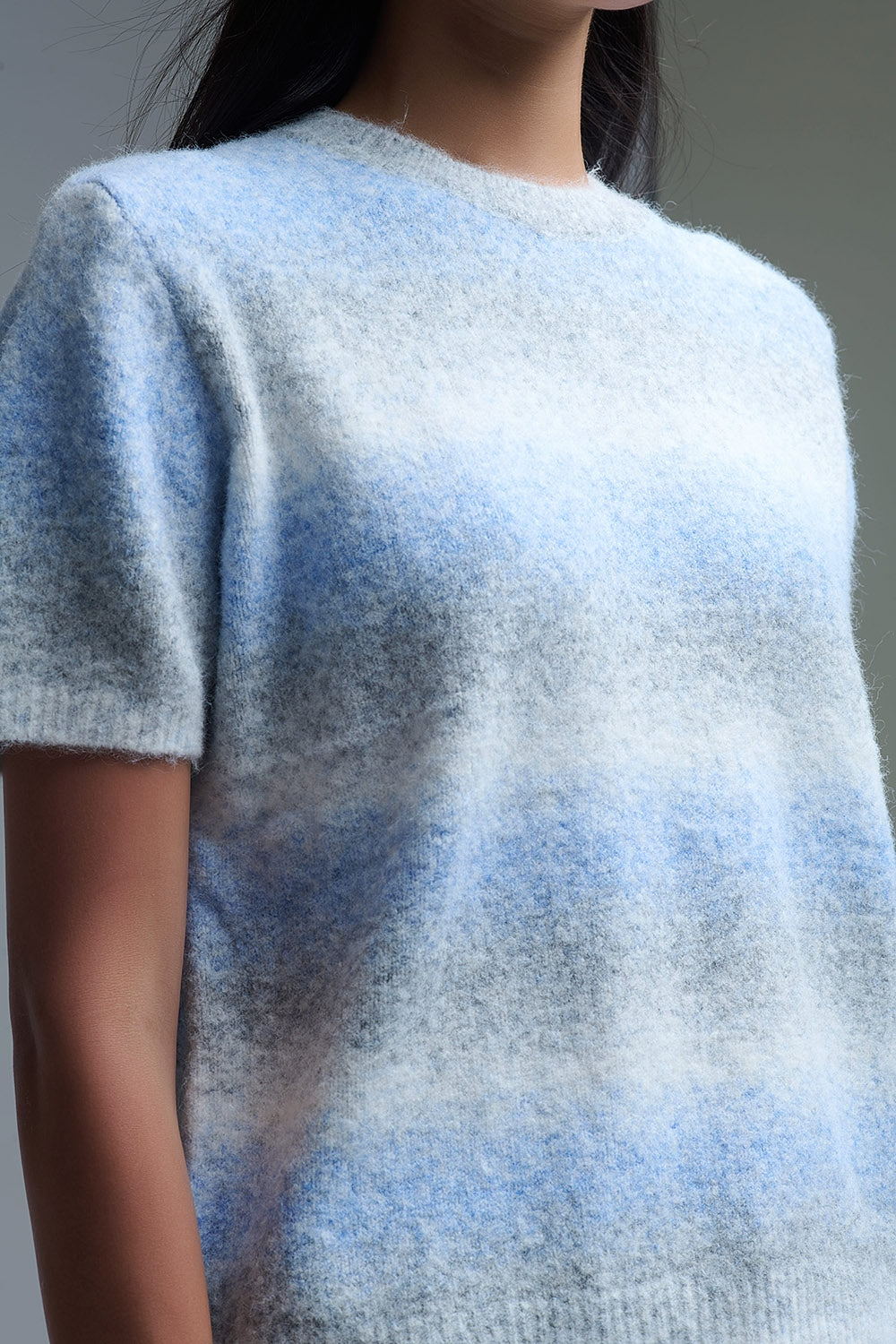 Short Sleeve Ombré Striped Sweater in Blue