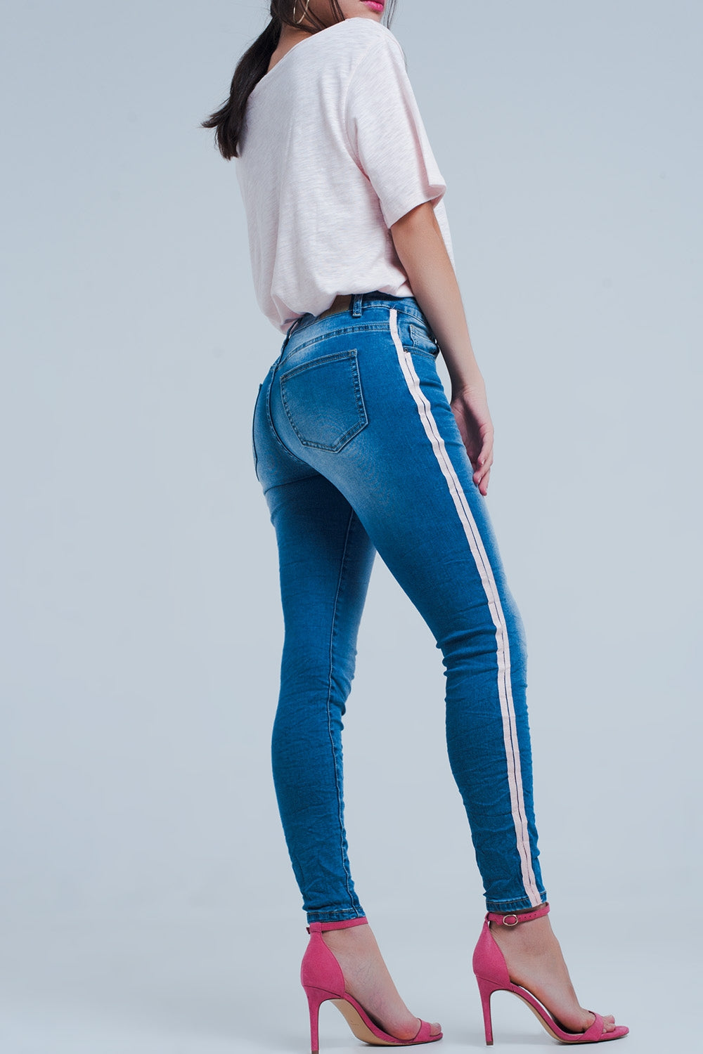 Skinny jeans with side seam stripes