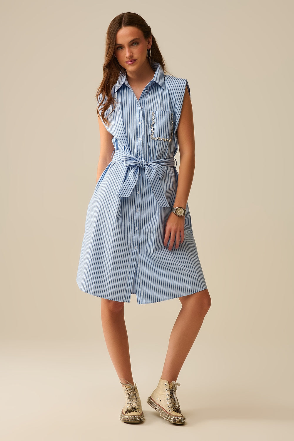Q2 Sleeveless Shirt Dress With Belt And Embroidered Pocket