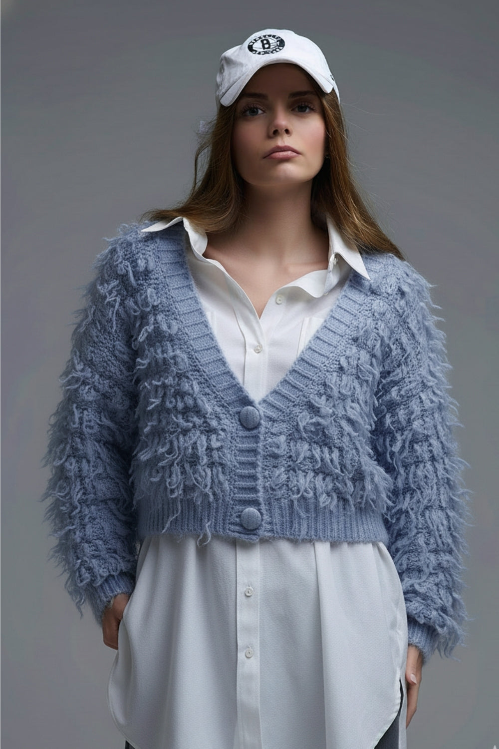 Q2 Soft knit cardigan in a chunky shag style in blue