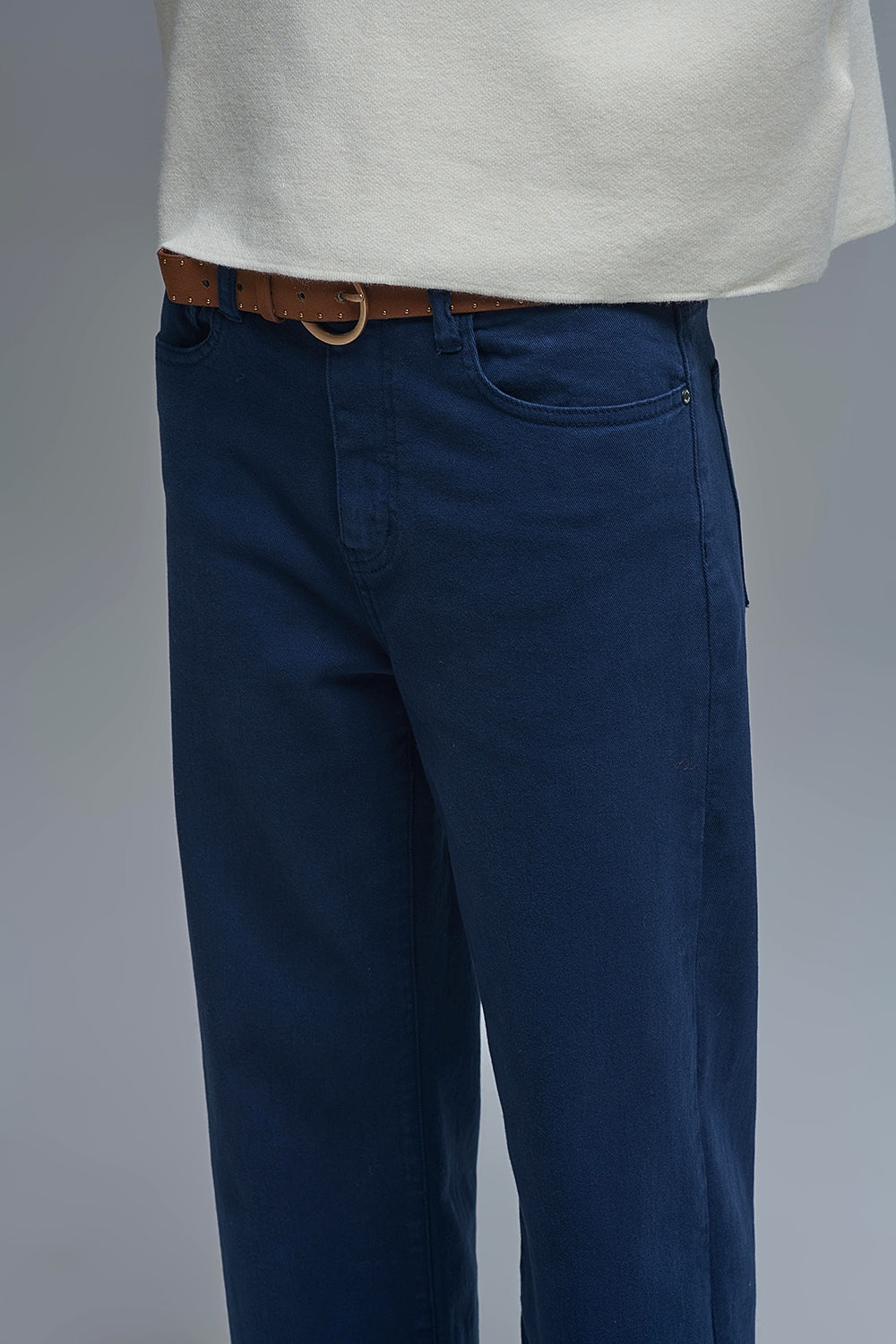 Straight leg Pants with cropped hem in navy