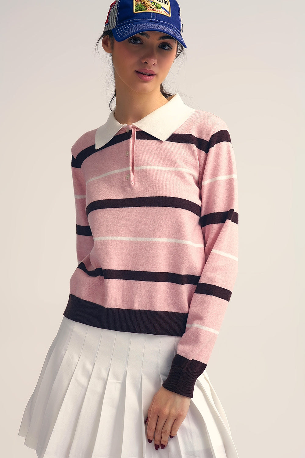 Q2 Striped Knit Polo Sweater in pink with white Collar