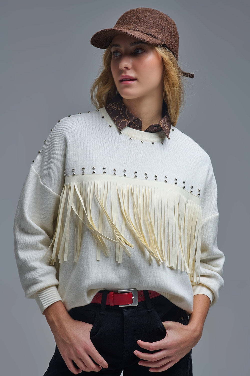 Q2 Stylish White Knitted Sweater with Fringe