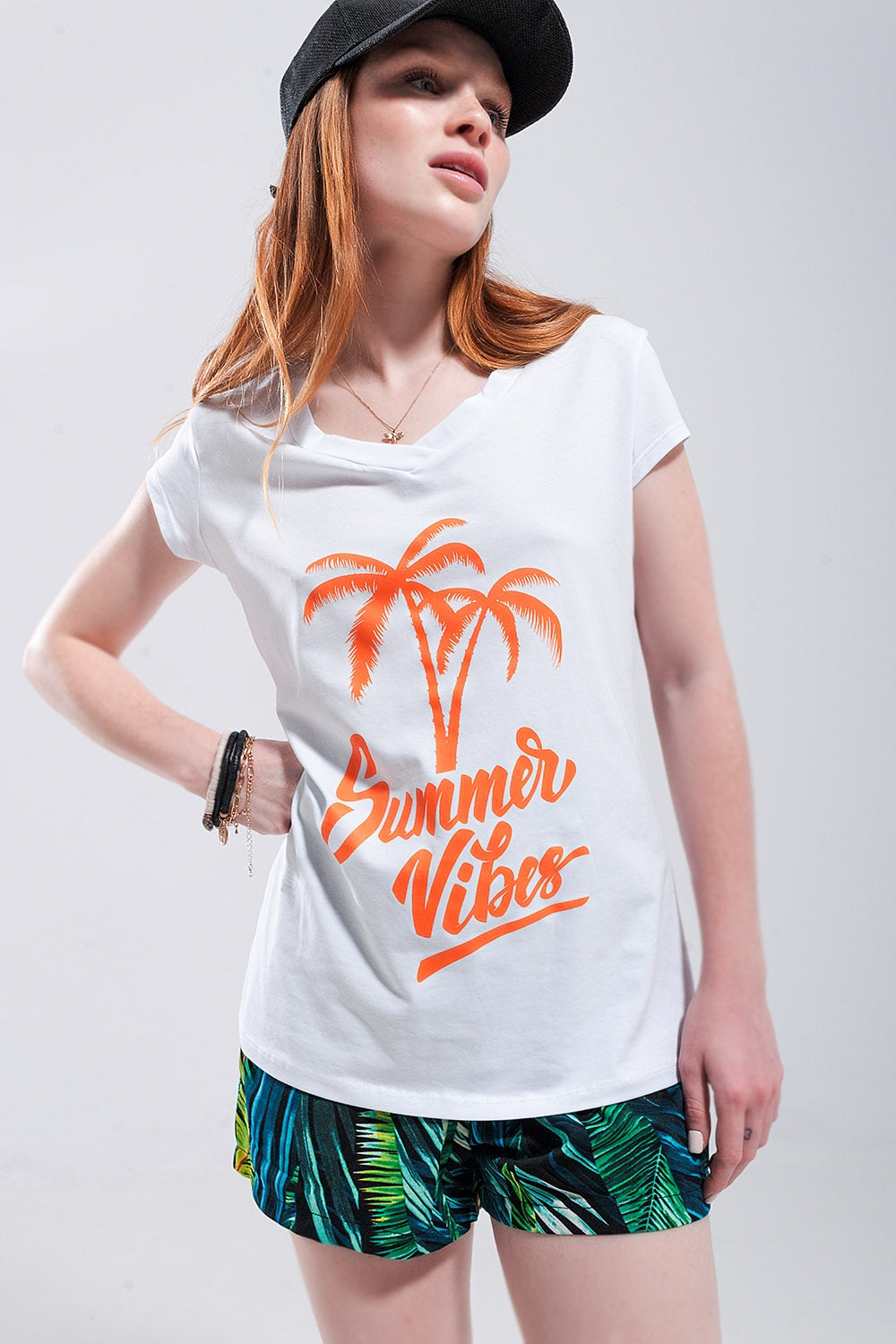 Zomerse vibes print t-shirt in het wit