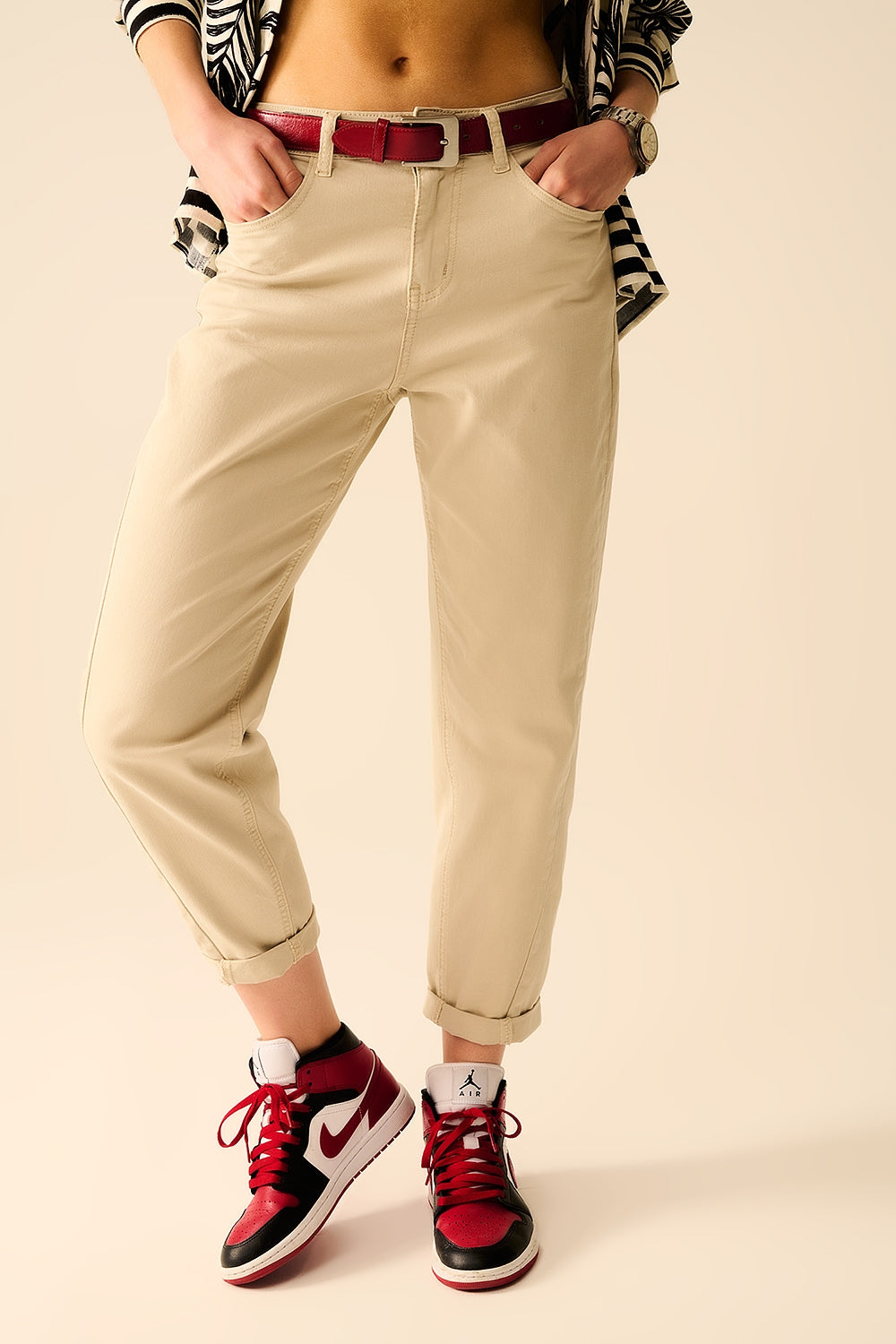 Q2 Super Comfy Stretch Straight Leg Pants In Beige