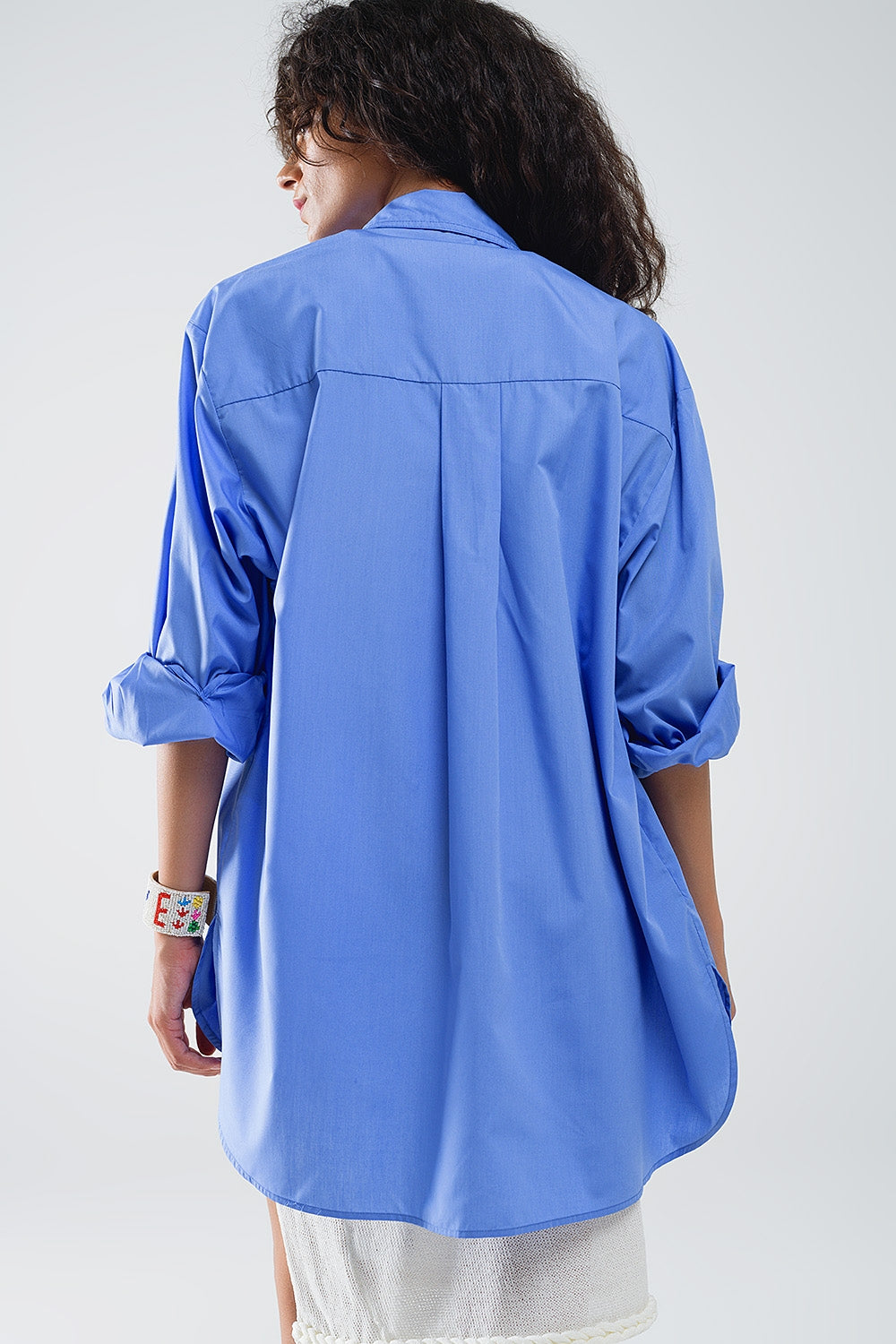 Camisola super grande alta baixa em azul