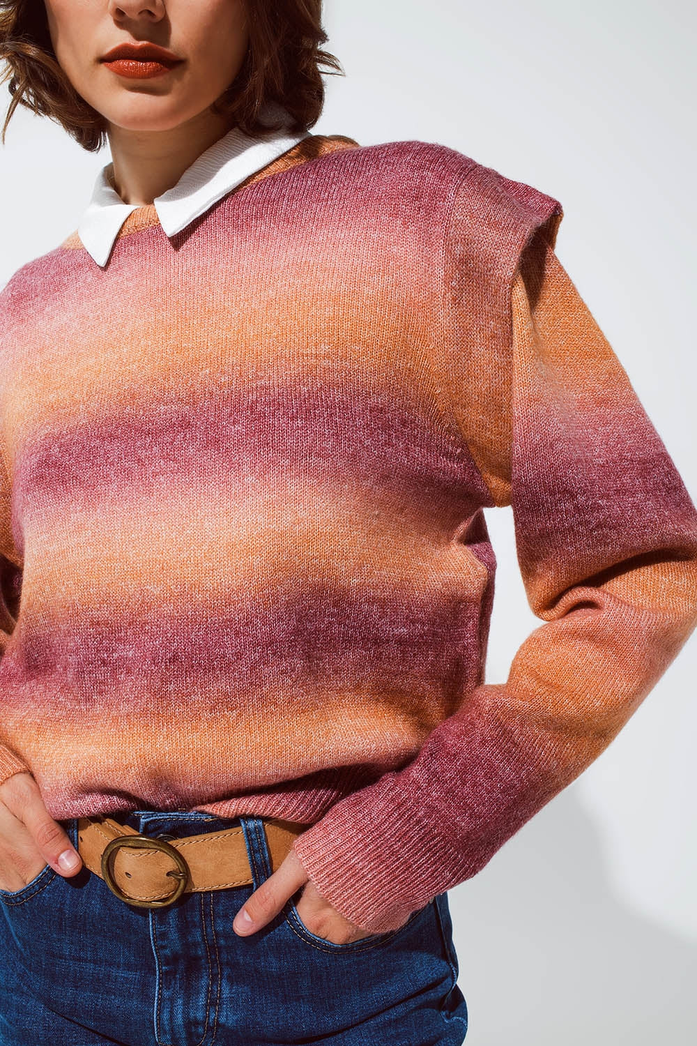 Sweater in orange and red ombre design with round neck and sleeve details