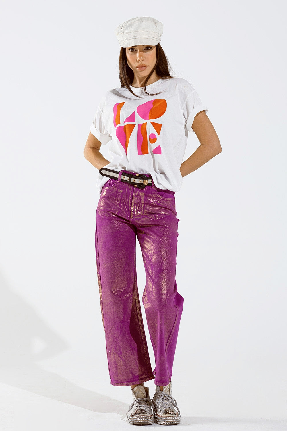T-shirt com estampa digital LOVE art déco na cor branca