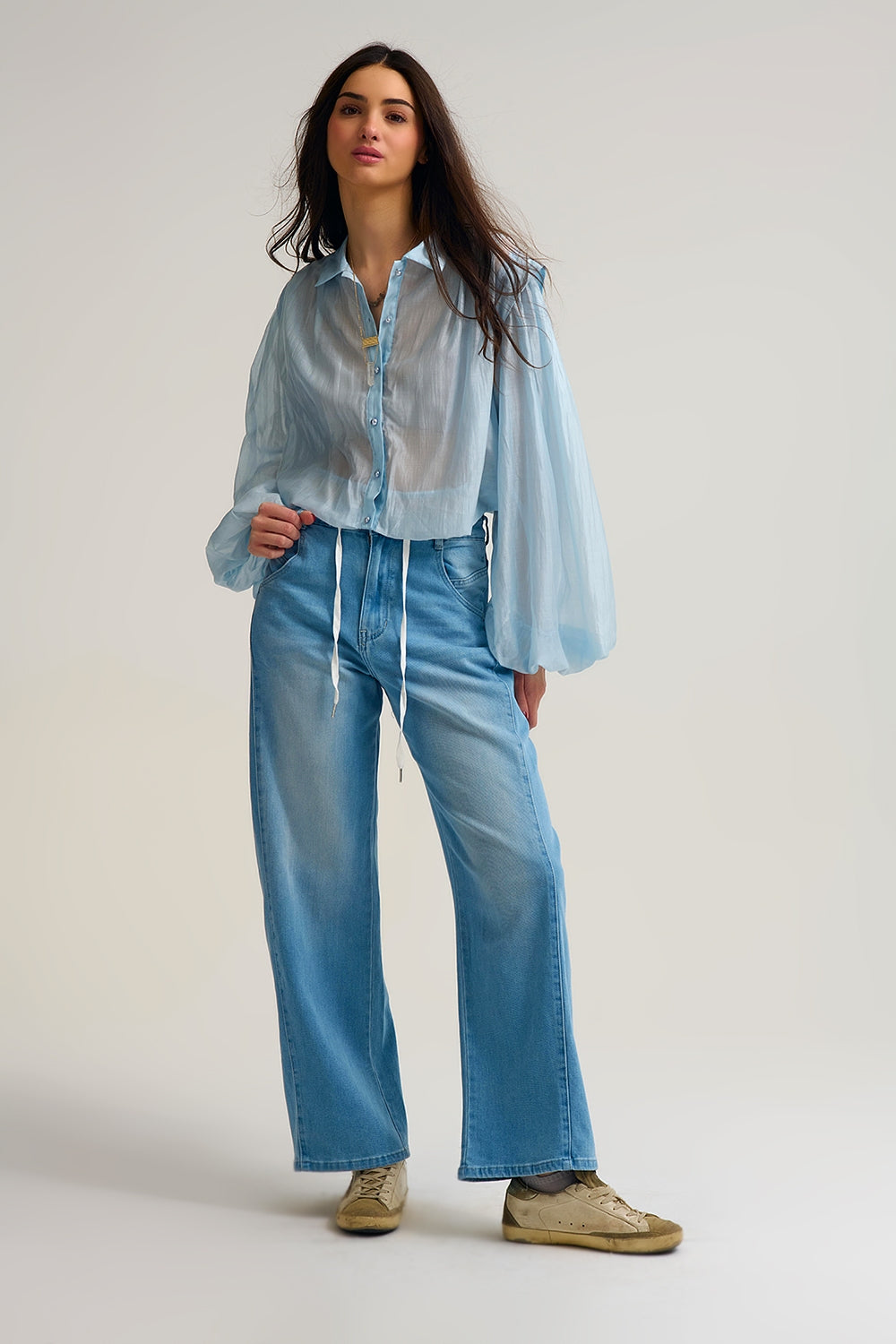 Tencel Silk Blouse in blue with Balloon Sleeves and nacar Buttons
