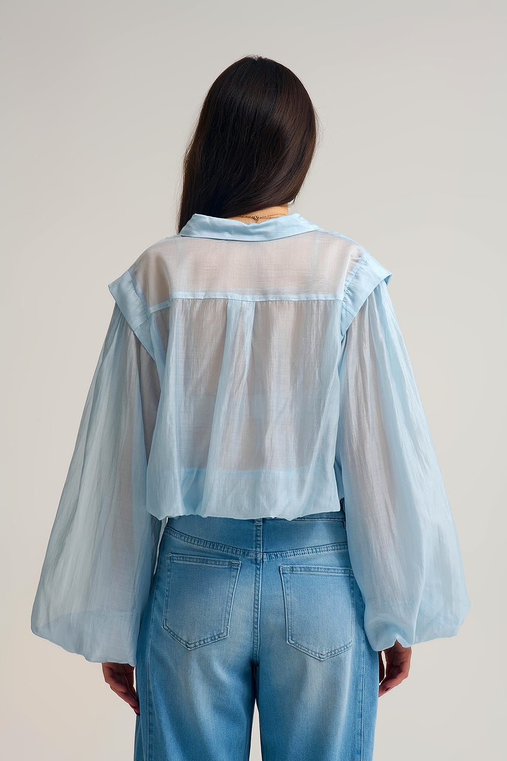 Tencel Silk Blouse in blue with Balloon Sleeves and nacar Buttons