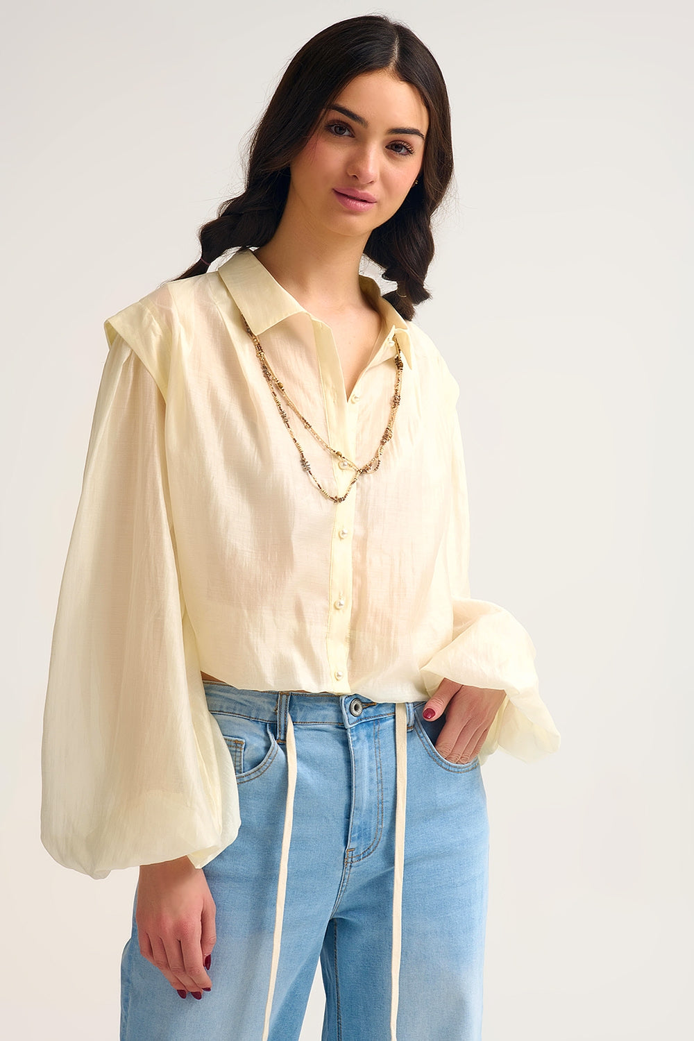 Tencel Silk Blouse in cream with Balloon Sleeves and nacar Buttons