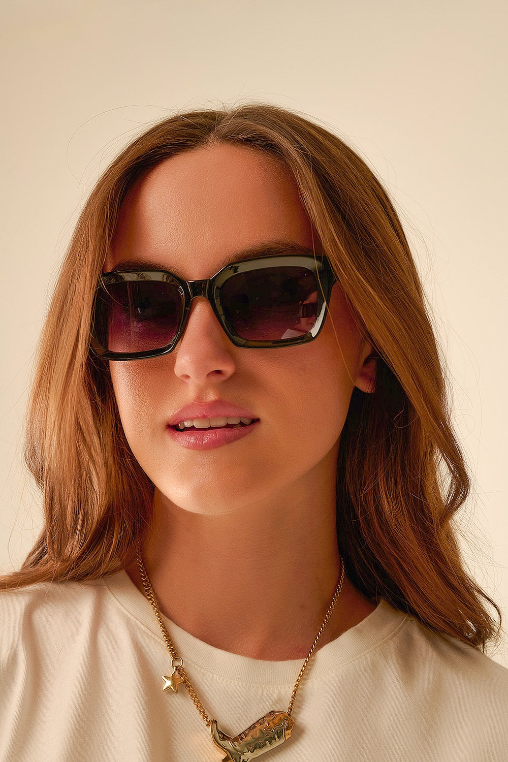 Dikke vierkante zonnebril met retro montuur in groen