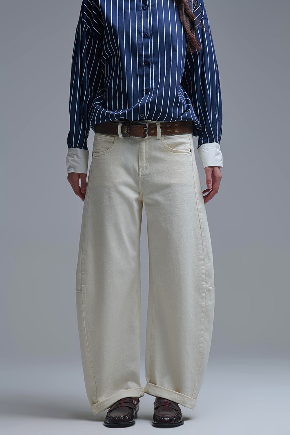 Q2 Trendy Cream Barrel Balloon Jeans with Pockets