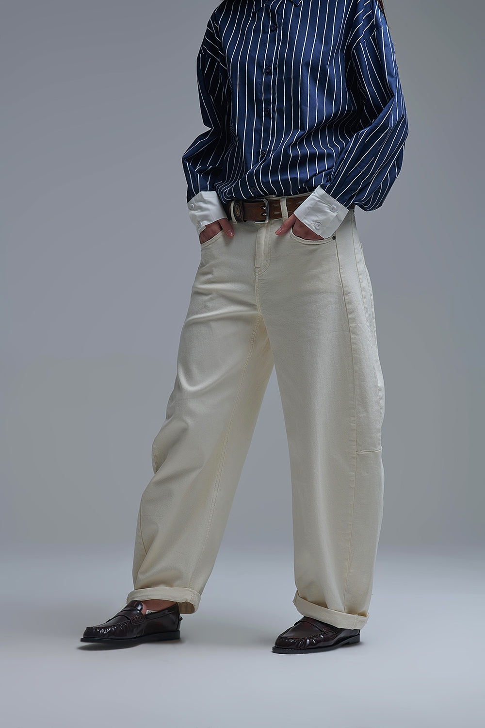 Trendy Cream Barrel Balloon Jeans with Pockets